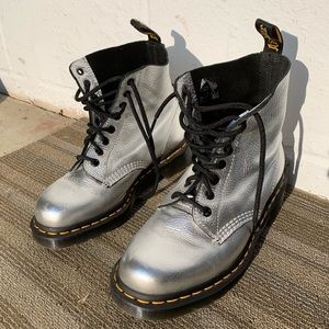 Metallic 1460 Pascal Doc Martens Lace Up Boots